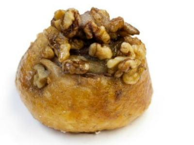 STICKY BUN
This isn't for the timid eaters. This is the heavy duty, apple filled, frosted coated hunk of a donut that will scare away anyone who isn't ready for some serious eating.